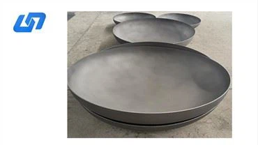 Glava posude od titana